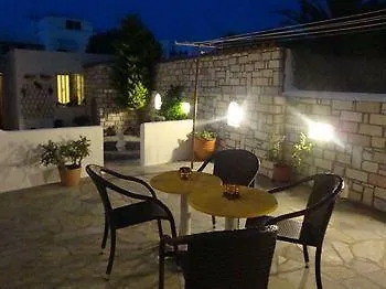 Vassiliki Guest house 2*